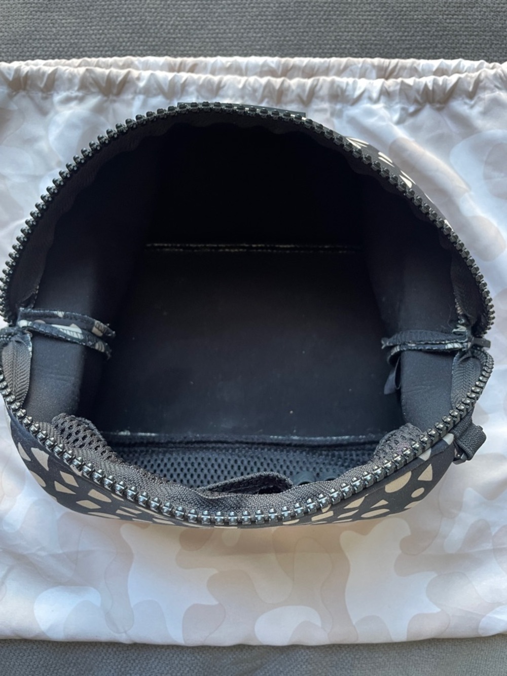 Dagne Dover Hunter XL toiletry bag in Block Party print - Picture 5 of 5
